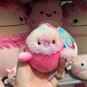 Lilith Squishmallow clip